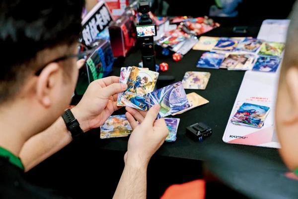 抢着为一张卡买单？开元棋牌年轻人为何